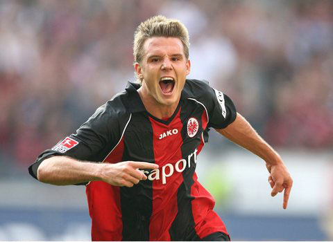 是频繁转会 是频繁转会